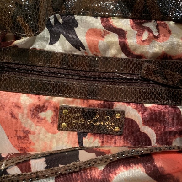 Kate Landry Shoulder Hobo bag EUC Beautiful - Picture 5 of 7